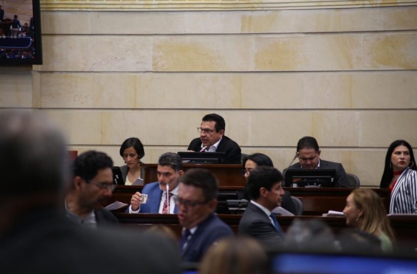  Aprobado en plenaria del Senado proyecto de ley contra el fracking