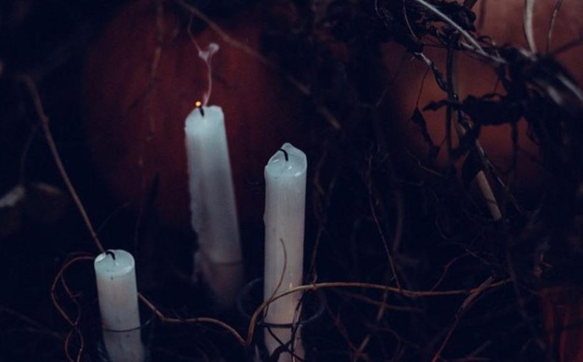  Pareja de esposos se decapitó al mismo tiempo durante aparente ritual de magia negra en India