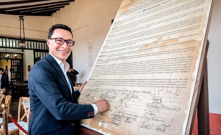  Gobernador de Magdalena, Carlos Caicedo, propone una Constituyente; ¿para qué?