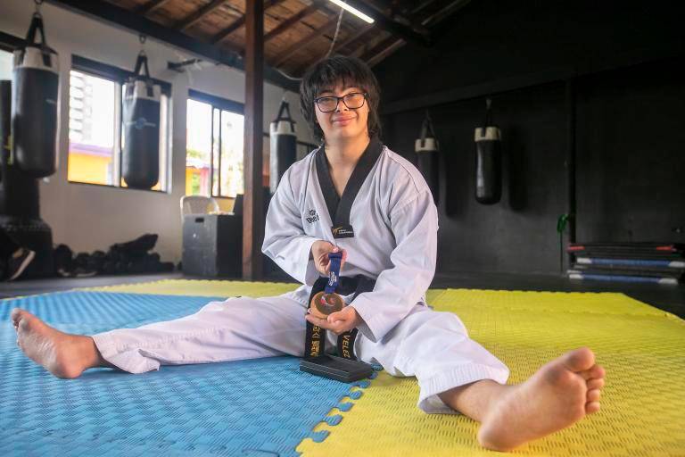  Nicolás Vélez Velásquez triunfa gracias a su tenacidad y disciplina