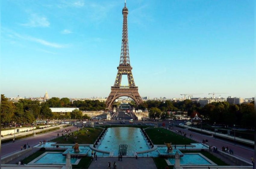  La Torre Eiffel regresa a la normalidad tras una falsa amenaza de bomba