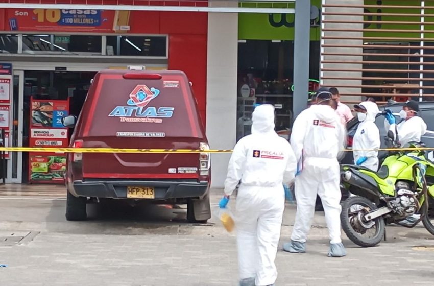  ¿Cuál era el arma que portaba el criminal muerto tras balacera en Alameda?