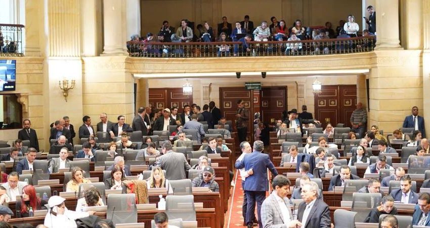  Cámara de Representantes aprobó la mitad de los artículos de la Reforma a la Salud