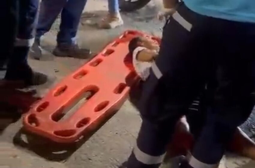  #Video ACCIDENTE EN LA CIRCUNVALAR DEJA UNA PERSONA  FALLECIDA Y VARIOS HERIDOS